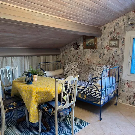 Elisabeth Saint-raphael Villa *